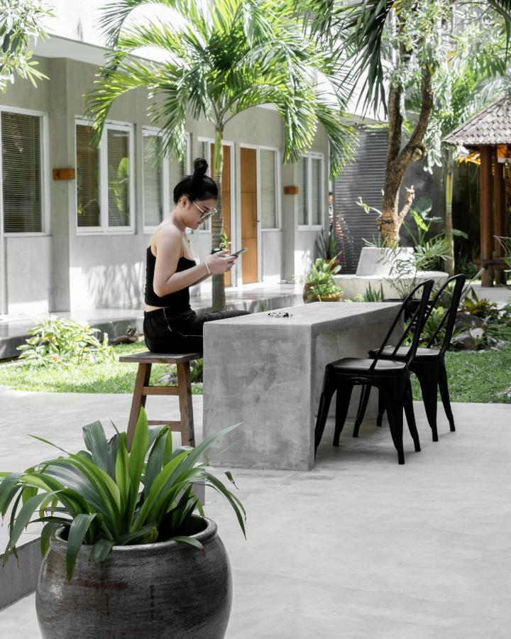 Seruni Guest House Denpasar Eksteriør billede