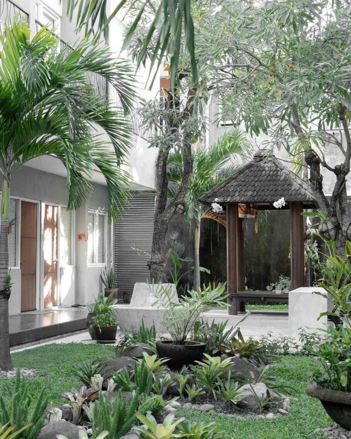 Seruni Guest House Denpasar Eksteriør billede