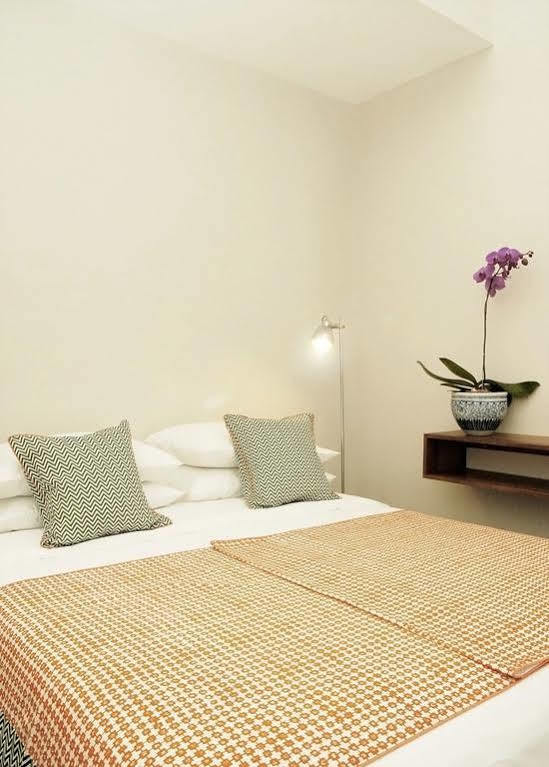 Seruni Guest House Denpasar Eksteriør billede